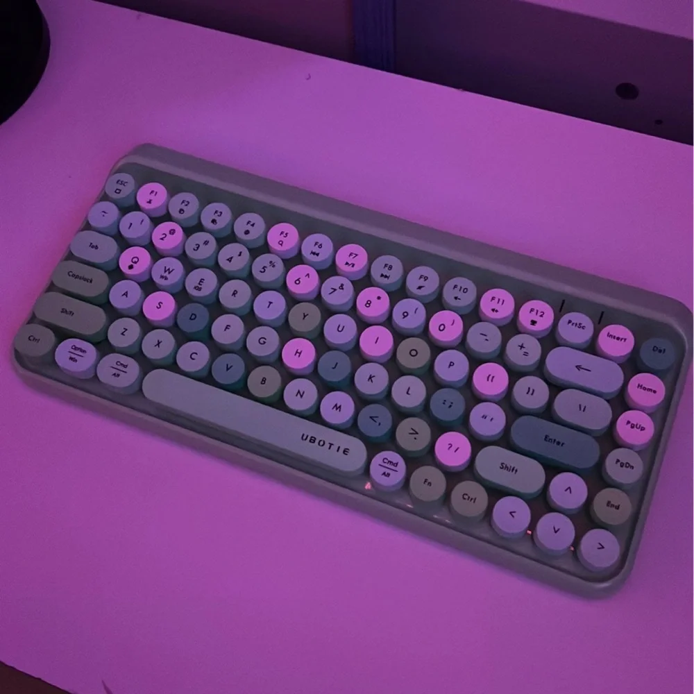 UBOTIE Green-Colorful Wireless Bluetooth Retro Keyboard